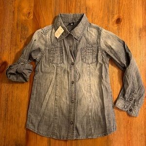 New with Tag Gap Kids Denim Chambray Button Down Shirt Sz 5